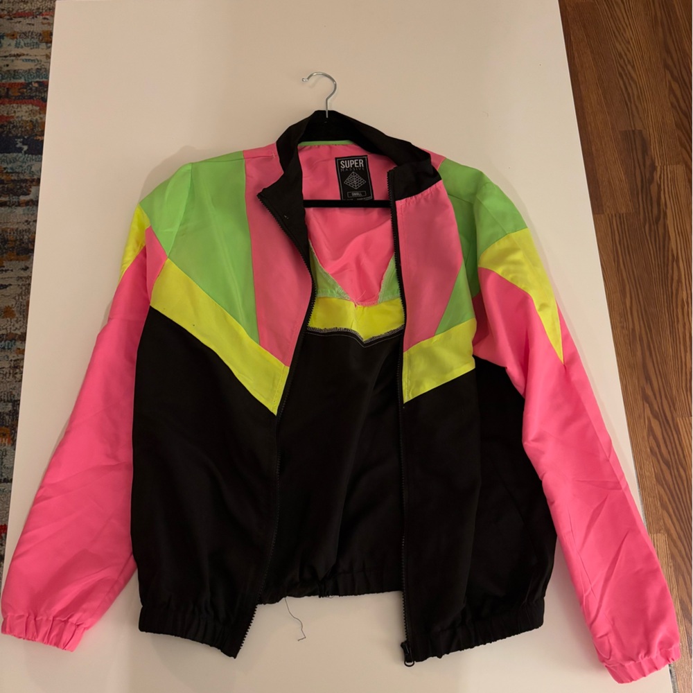 Super Massive - Vintage Style Retro Geometric Windbreaker